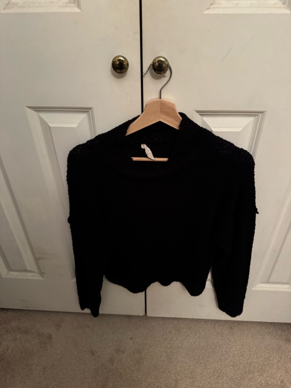 Chelsea and Violet Crewneck Sweatert